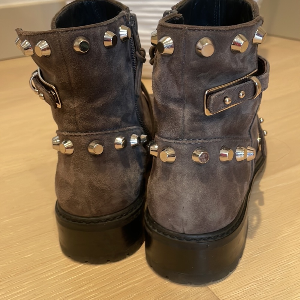 Suede ankle boots - Picture 6 of 9